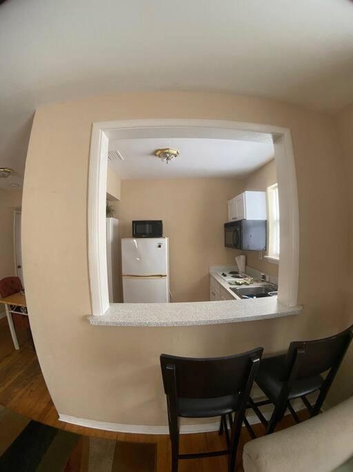 Private One-Bedroom 8 -Directly Across From Beach St. Pete Beach Exterior foto